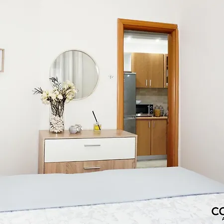 Cozy 2 In Center アパート